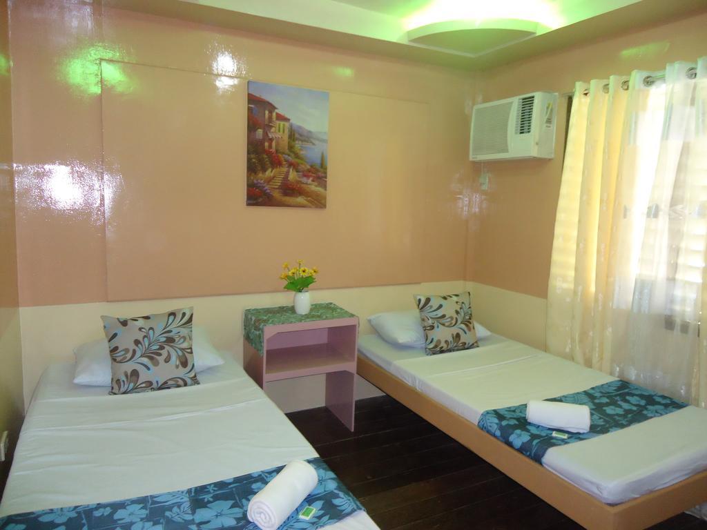 Villa Travelista Travel Lodge Puerto Princesa Chambre photo