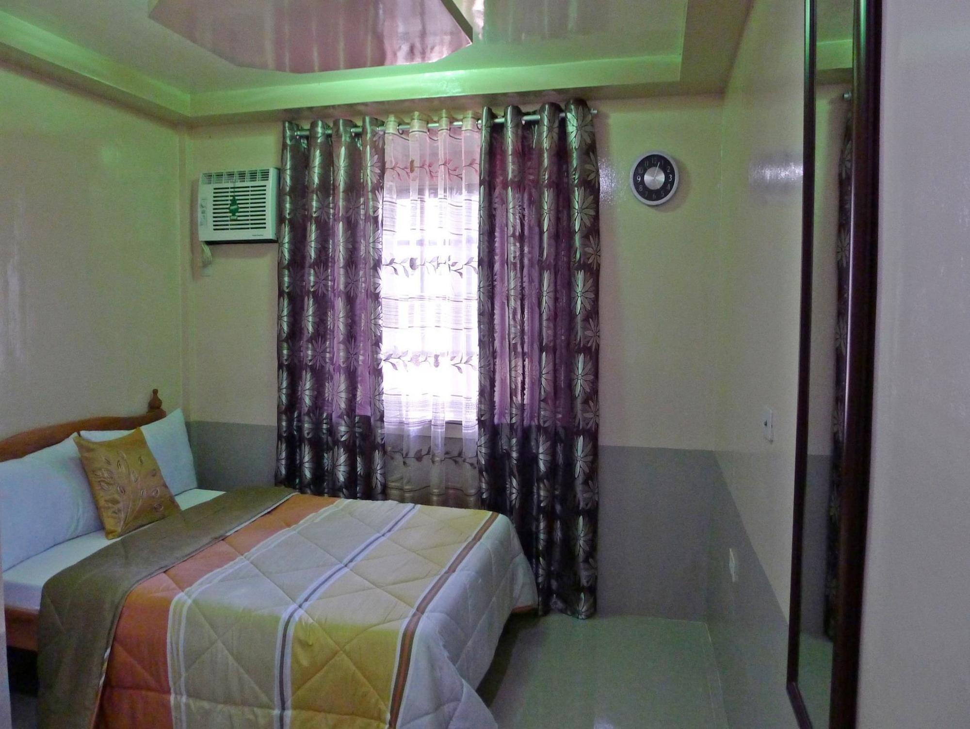 Villa Travelista Travel Lodge Puerto Princesa Extérieur photo